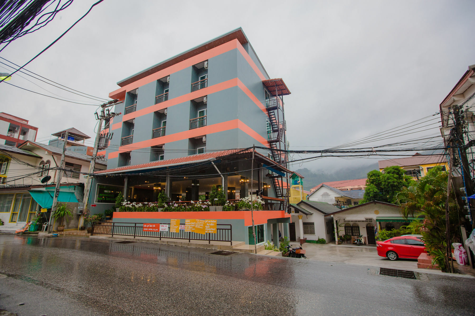 Chusri Hotel Patong Extérieur photo