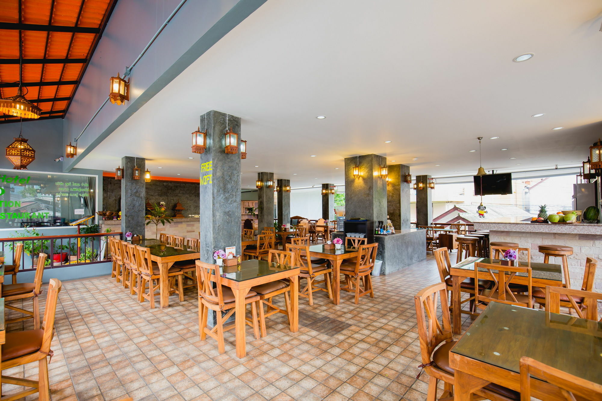 Chusri Hotel Patong Extérieur photo
