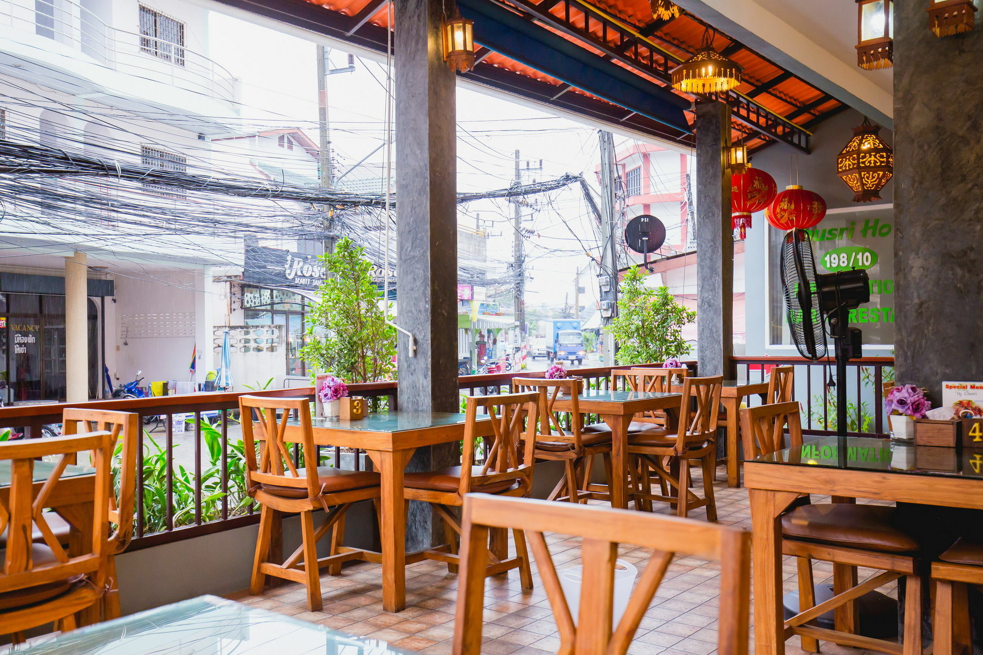 Chusri Hotel Patong Extérieur photo