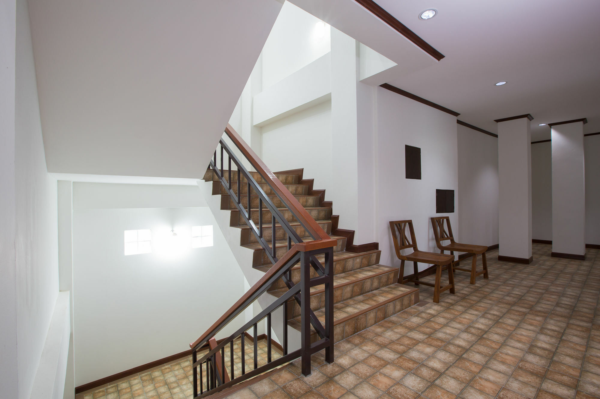 Chusri Hotel Patong Extérieur photo